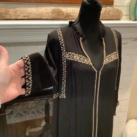 #340 See You Soon Black Dress with Tan Embroidered Sleeves and Front Size Medium - Picture 4 of 9